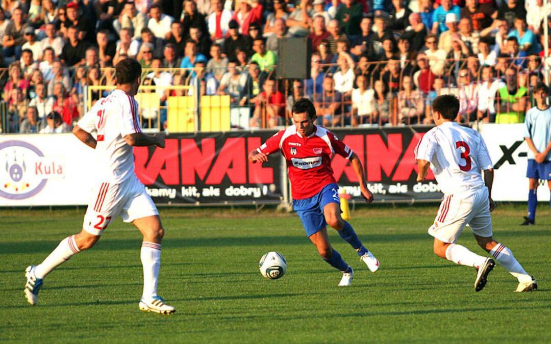 Najlepsze ćwiczenia dla piłkarzy poprawiające szybkość